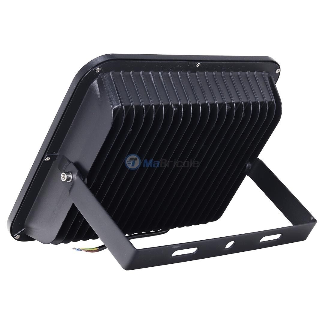 Projecteur LED Extérieur 200W - 20000 Lumens, Blanc Froid 6500K - Étanchéité IP66 - Pour Jardin, Cour, Garage, Entrepôt - Angle 120°